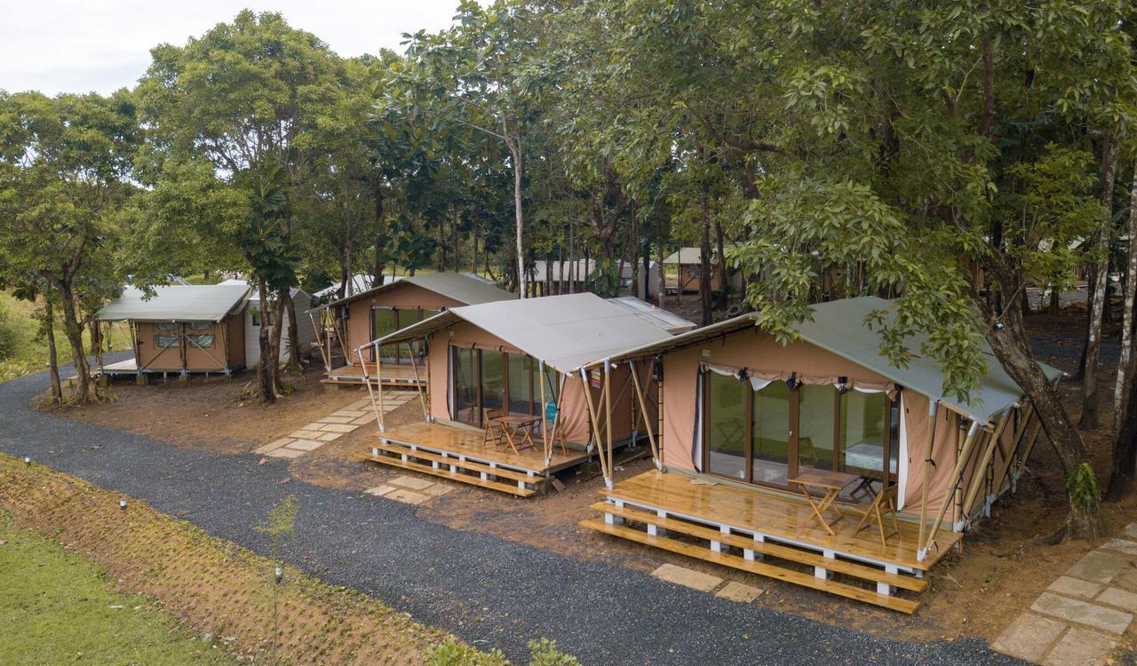 Solina Beach & Nature Resort Carles Eksteriør bilde